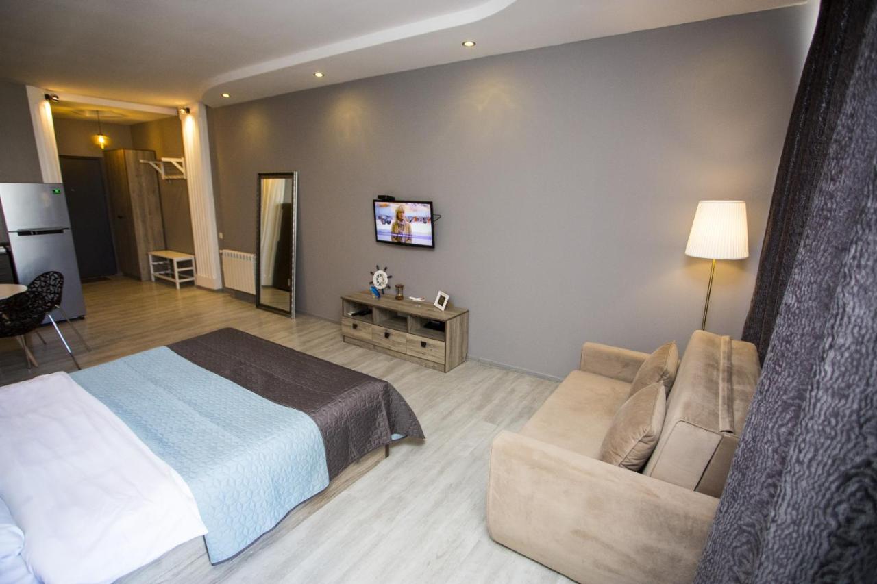 Luxury Room Батуми Екстериор снимка