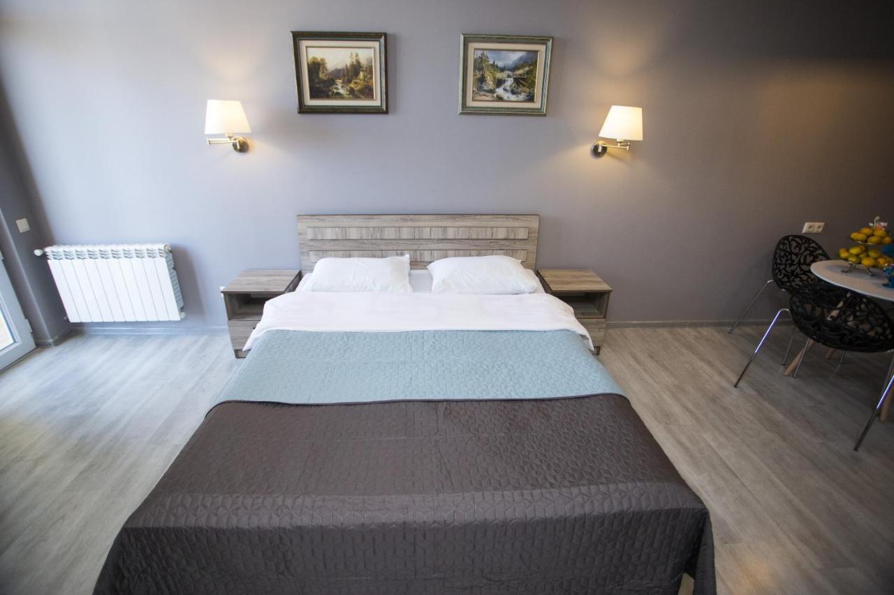 Luxury Room Батуми Екстериор снимка